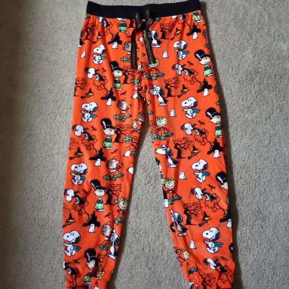 Peanuts Halloween lounge pants/ON HOLD - Picture 2 of 7